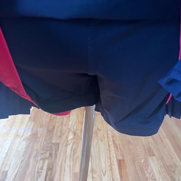 Bolle Women'sTennis Skirt SIZE XL Navy with pink - Picture 4 of 6